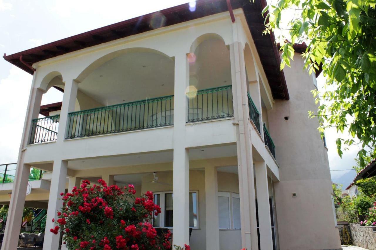 Villa Jenny Leptokarya  Exteriör bild